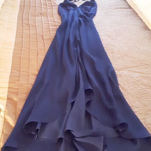 Gown - Picture 2 of 5